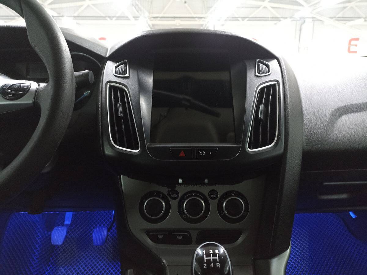 Ford Focus б/у, 2013, Механическая. Фото: #14