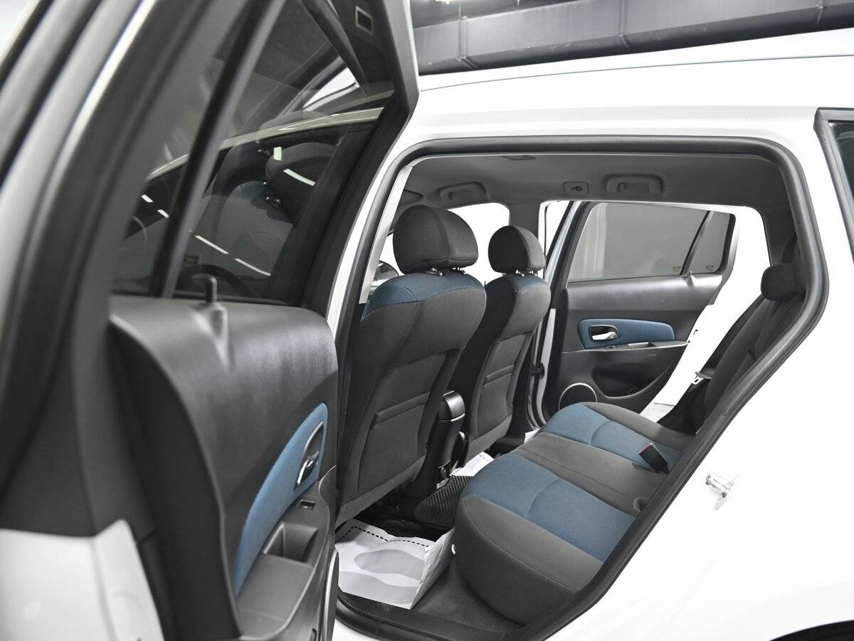 Chevrolet Cruze б/у, 2013, Автоматическая. Фото: #12