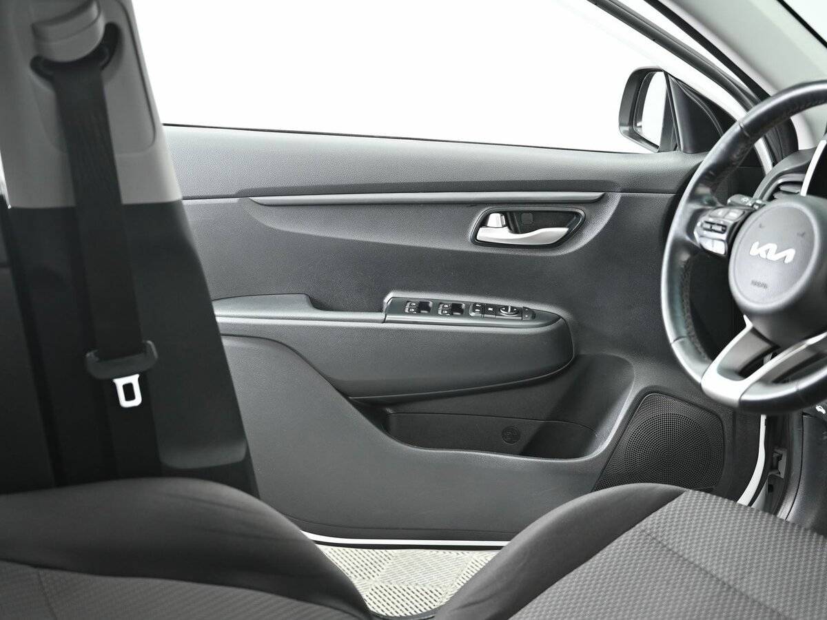 Kia Rio б/у, 2022, Автоматическая. Фото: #5