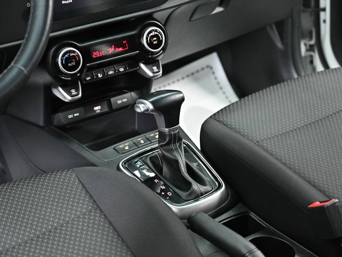 Kia Rio б/у, 2022, Автоматическая. Фото: #10