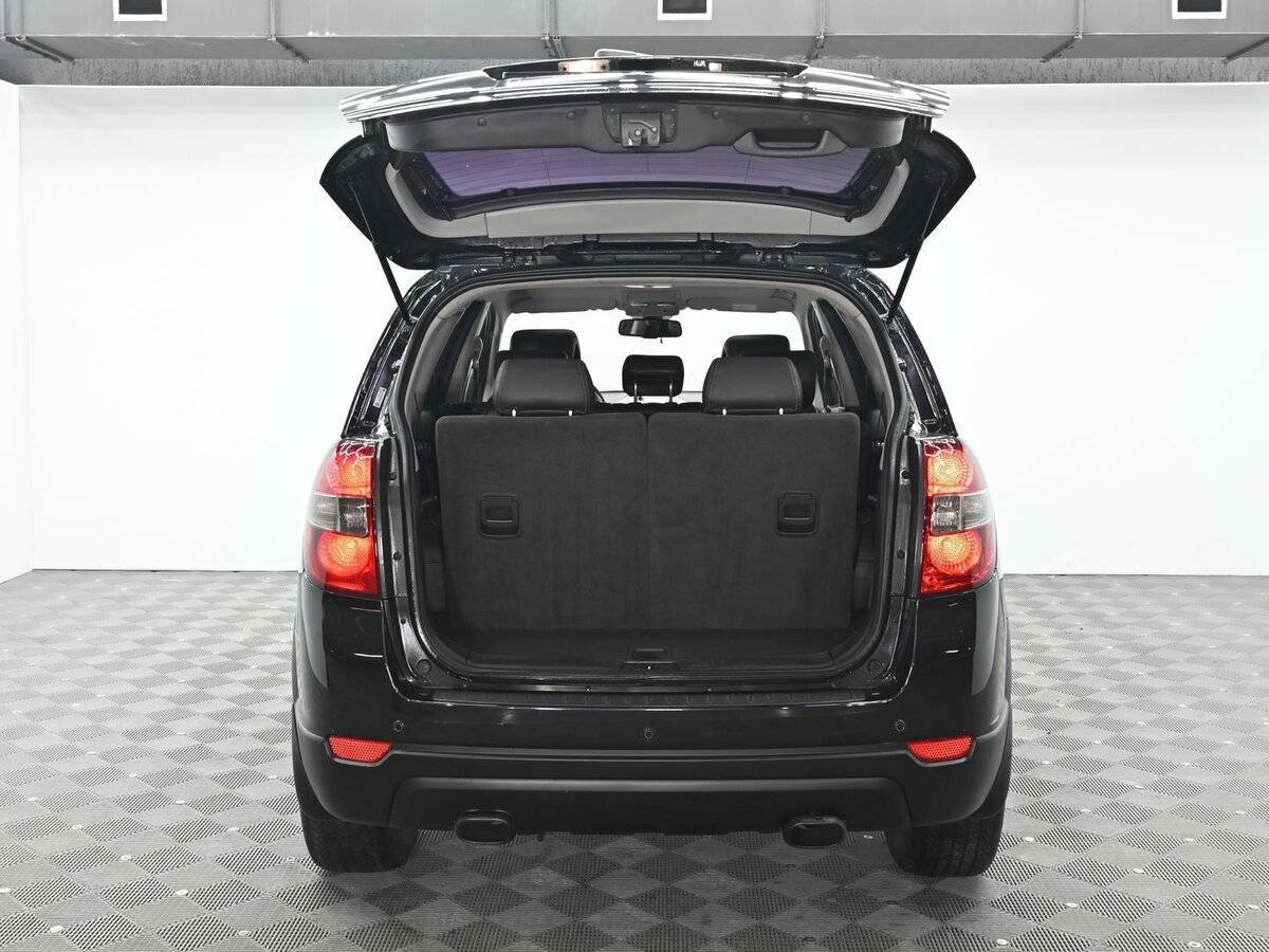 Chevrolet Captiva б/у, 2012, Автоматическая. Фото: #4