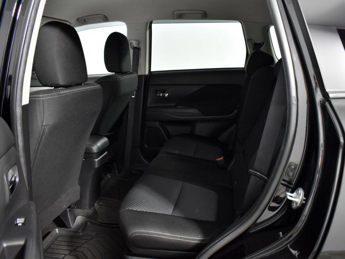 Mitsubishi Outlander б/у, 2018, Вариатор. Фото: #10
