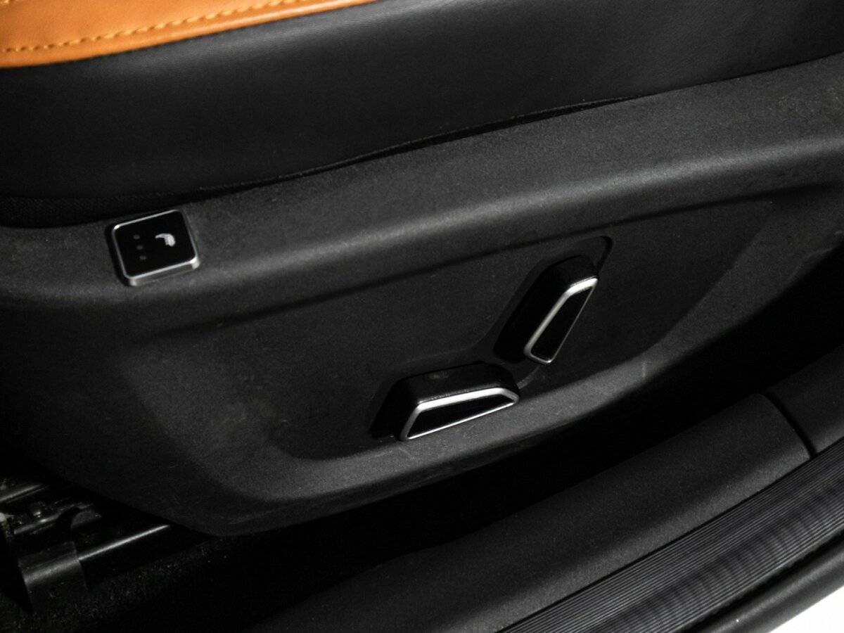 Changan UNI-V б/у, 2023, Роботизированная. Фото: #17