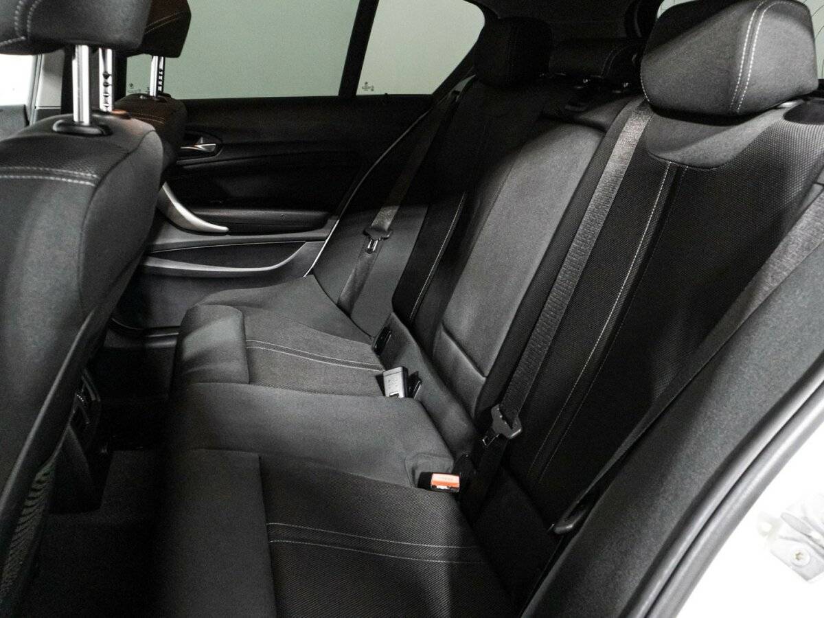 BMW 1 серии б/у, 2018, Автоматическая. Фото: #9