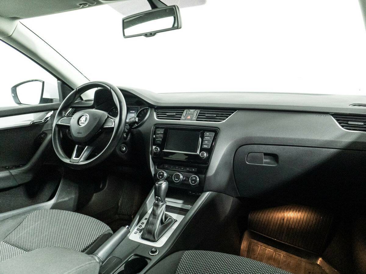 Шкода Октавия б/у, 2016, Роботизированная. Фото: #8