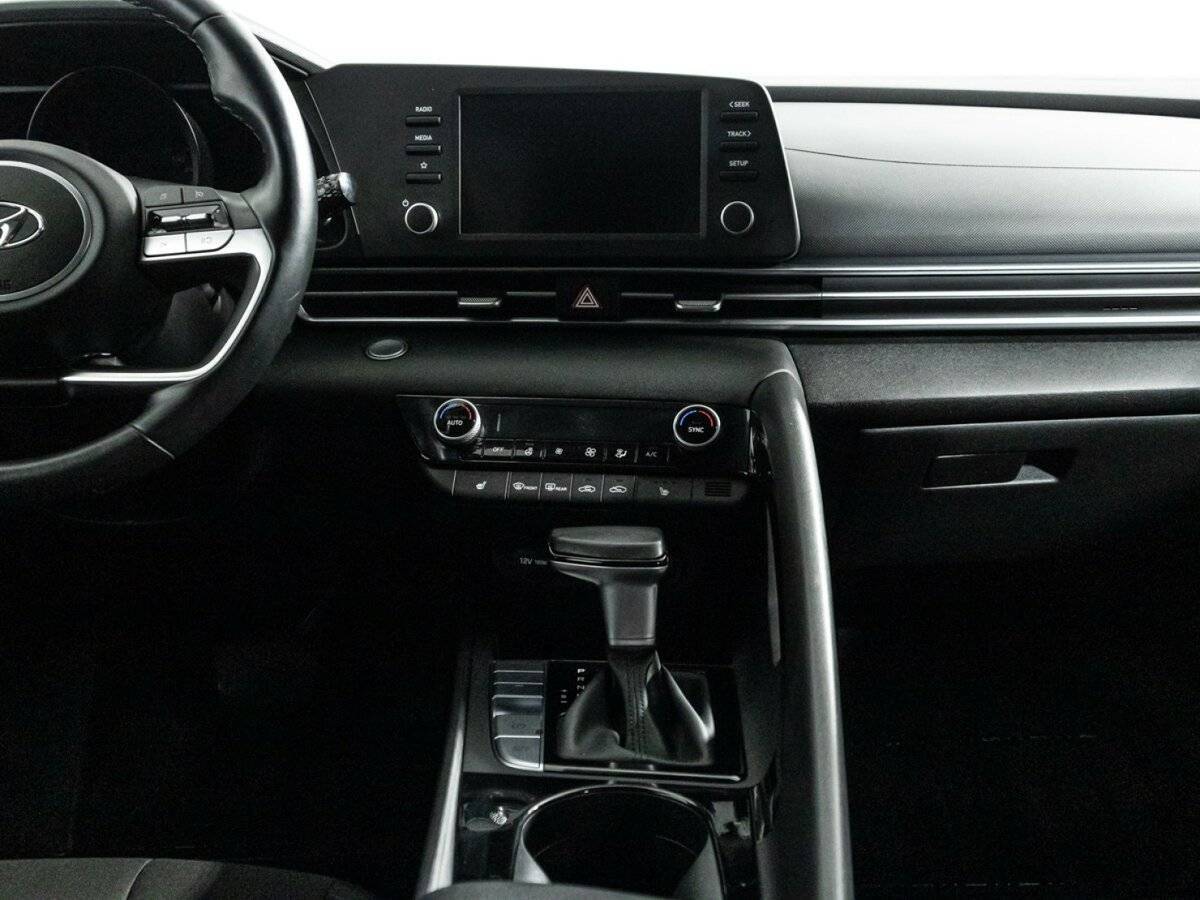 Хендай Елантра б/у, 2021, Автоматическая. Фото: #13