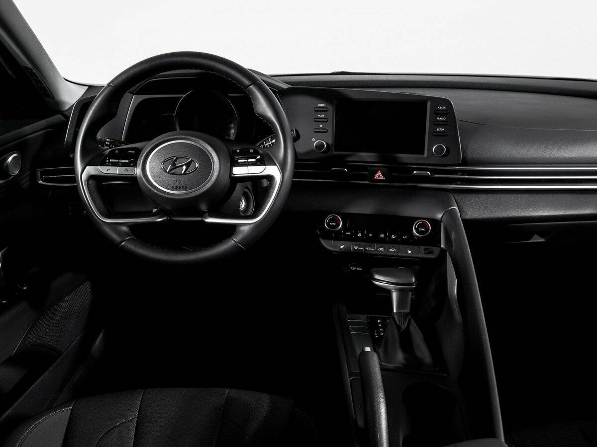 Хендай Елантра б/у, 2021, Автоматическая. Фото: #11