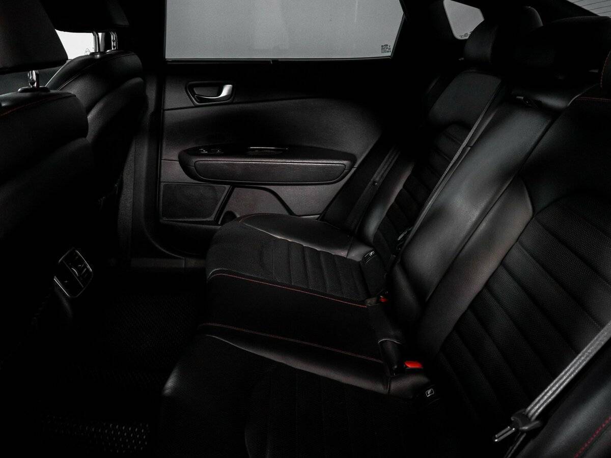 Kia Optima б/у, 2017, Автоматическая. Фото: #9