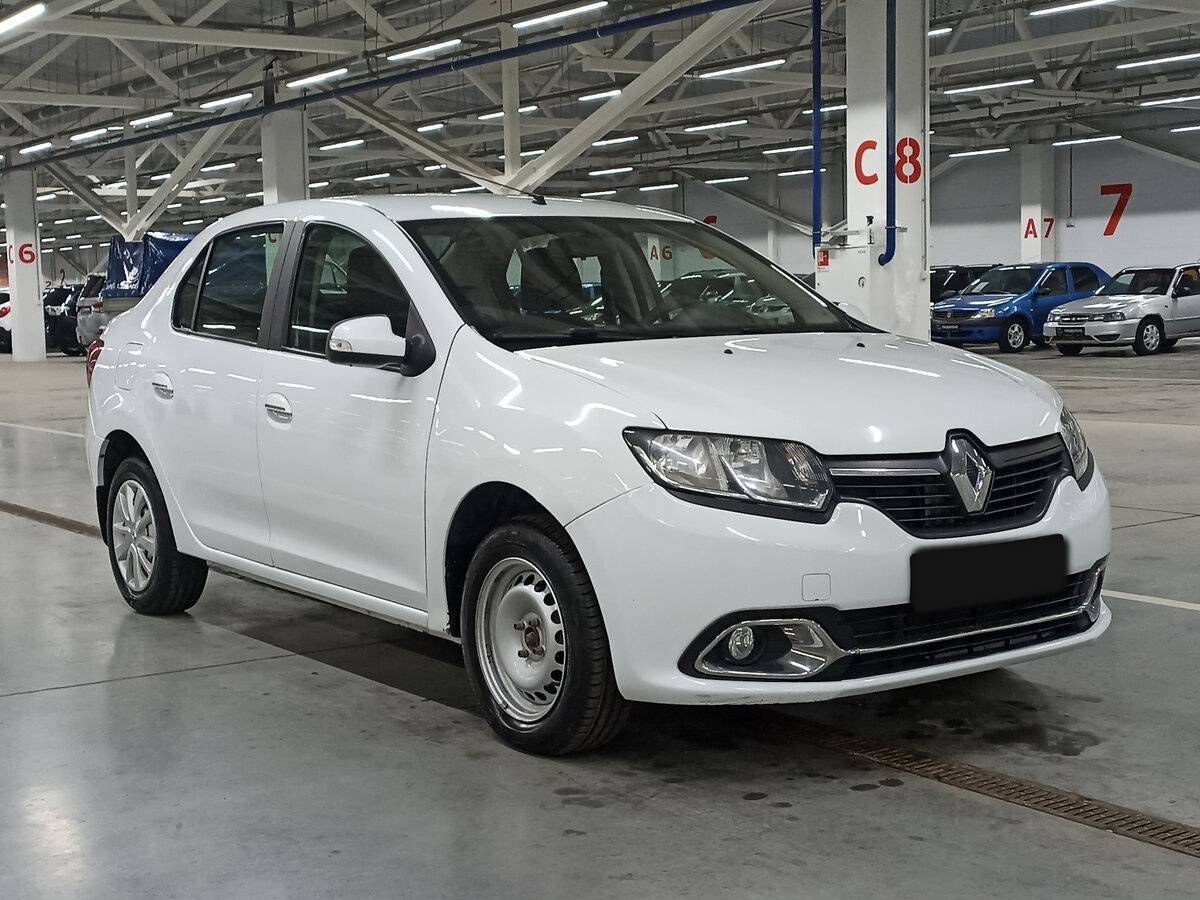 Renault Logan б/у, 2017, Автоматическая. Фото: #2