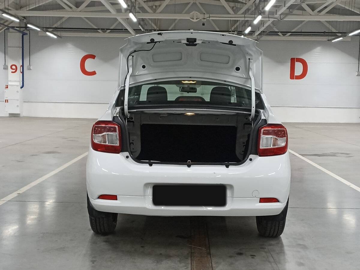 Renault Logan б/у, 2017, Автоматическая. Фото: #9