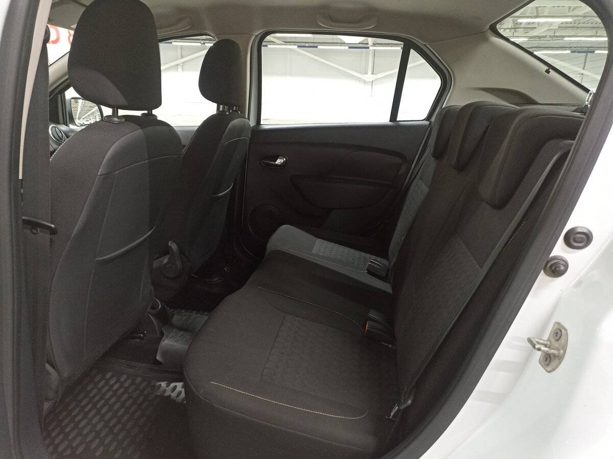 Renault Logan б/у, 2017, Автоматическая. Фото: #11