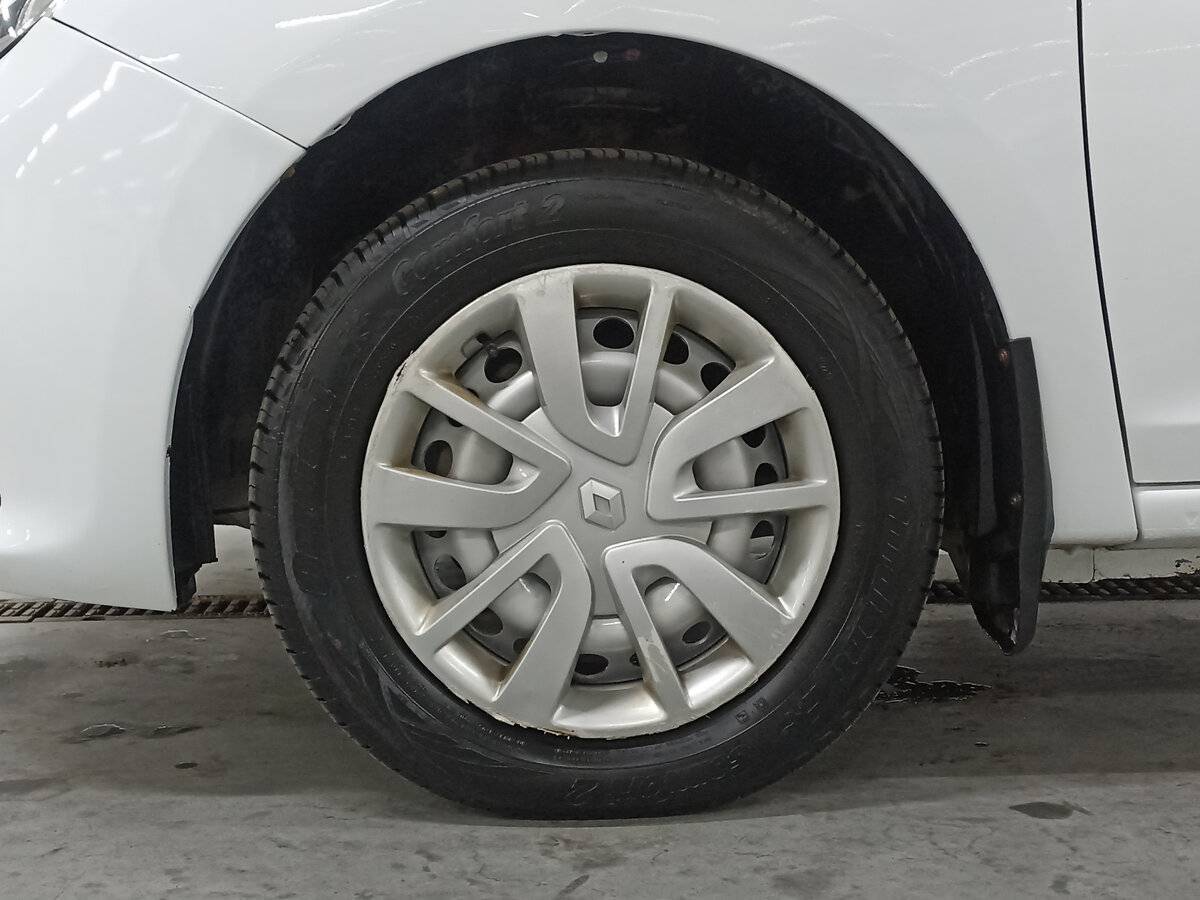 Renault Logan б/у, 2017, Автоматическая. Фото: #17