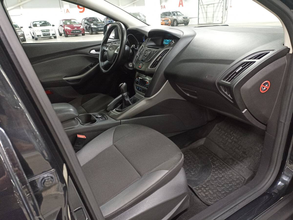 Ford Focus б/у, 2013, Механическая. Фото: #10