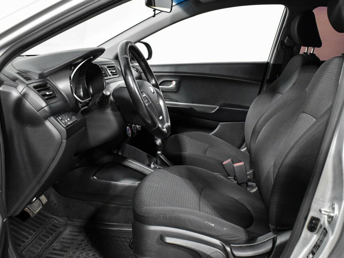 Kia Rio б/у, 2016, Автоматическая. Фото: #9
