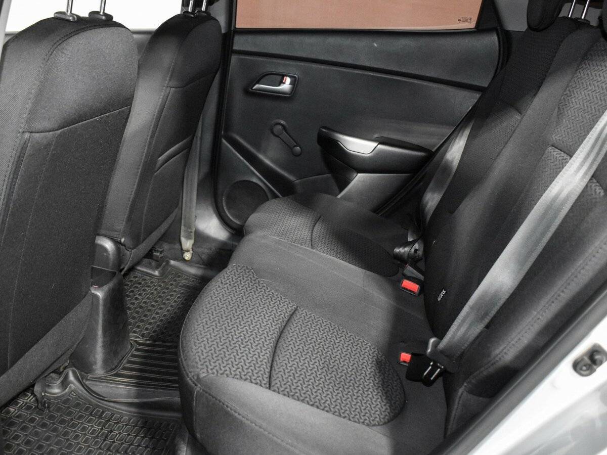 Kia Rio б/у, 2016, Автоматическая. Фото: #10