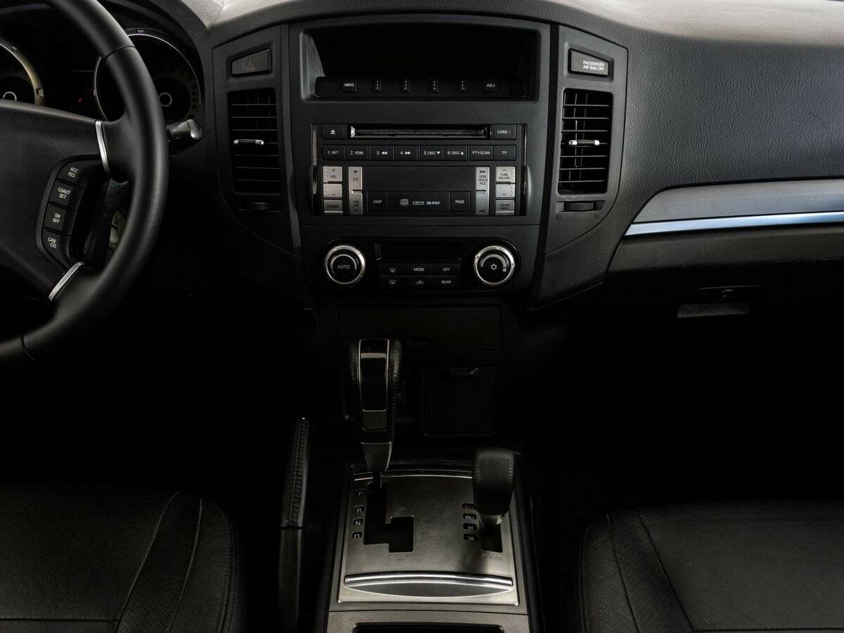 Митсубиши Паджеро б/у, 2012, Автоматическая. Фото: #8