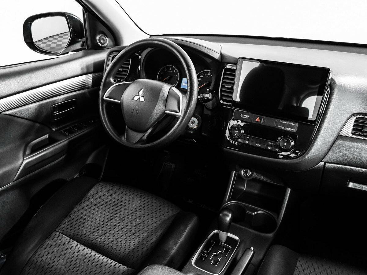 Mitsubishi Outlander б/у, 2015, Вариатор. Фото: #8