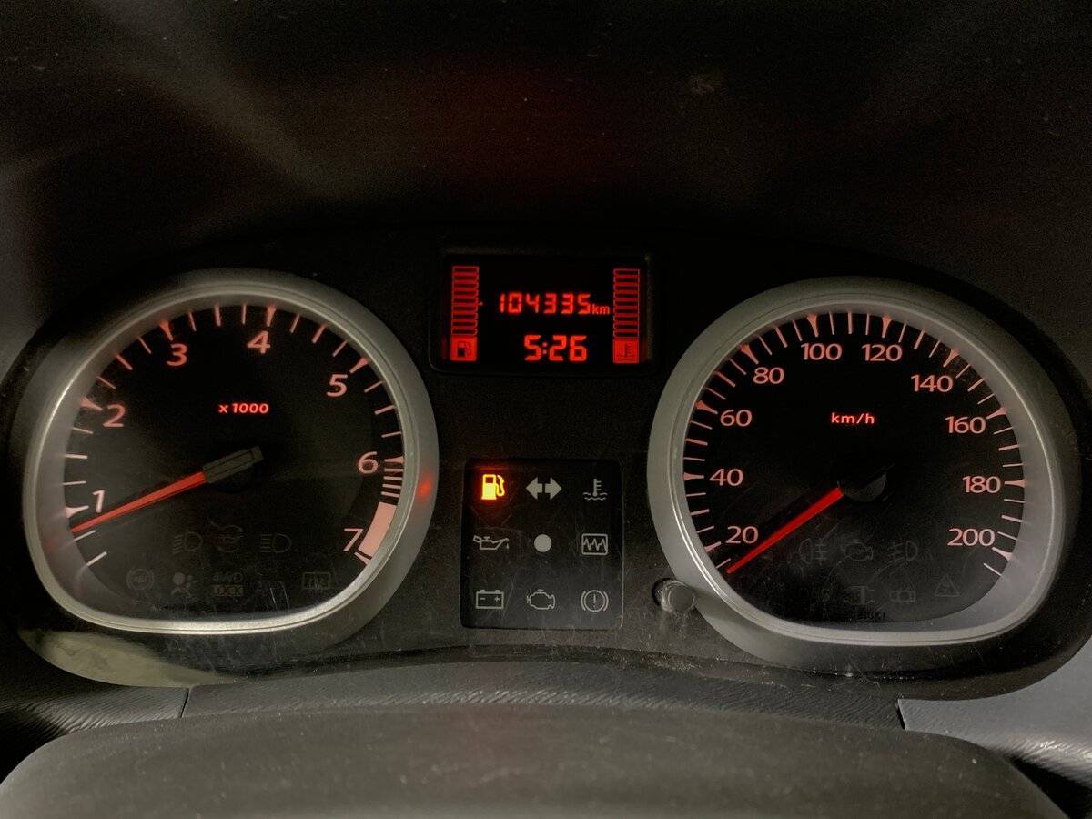 Renault Duster б/у, 2013, Механическая. Фото: #13