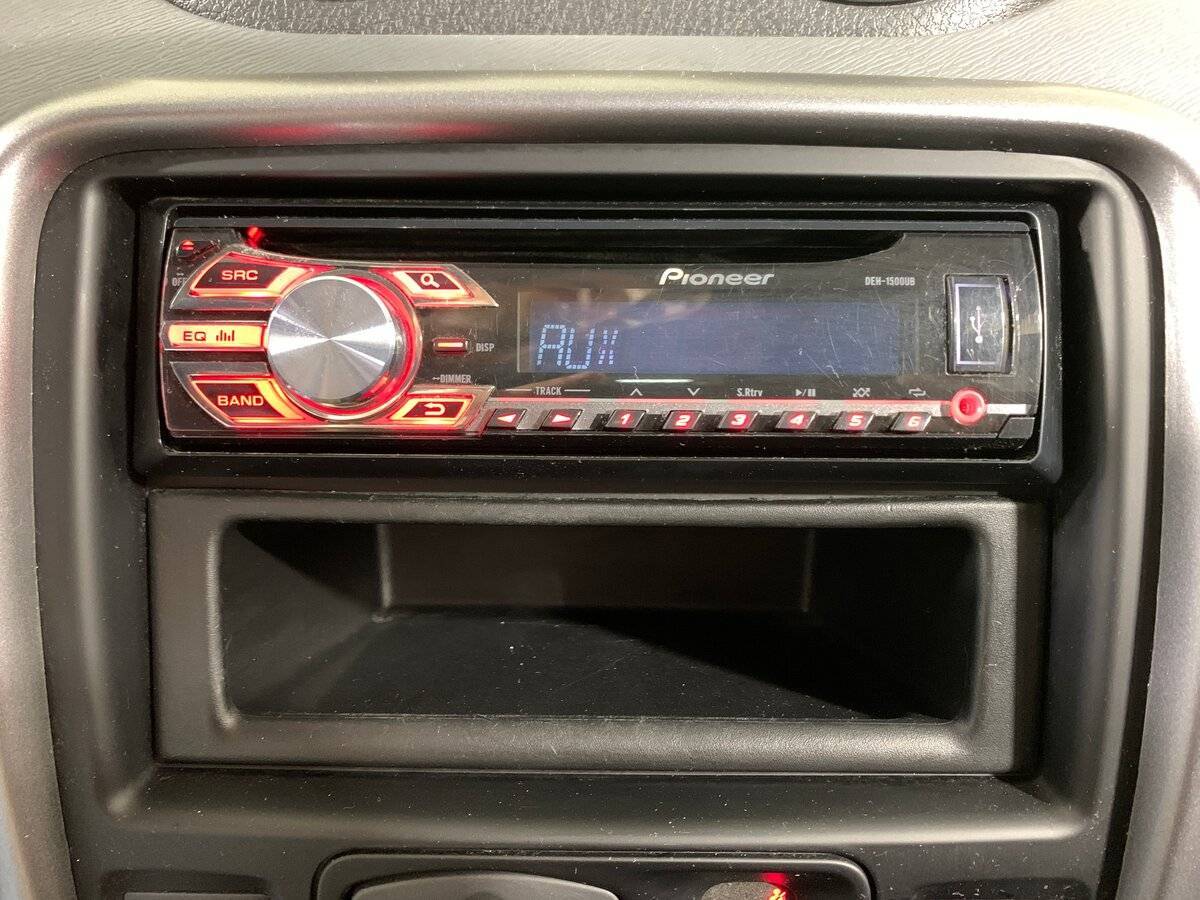 Renault Duster б/у, 2013, Механическая. Фото: #14