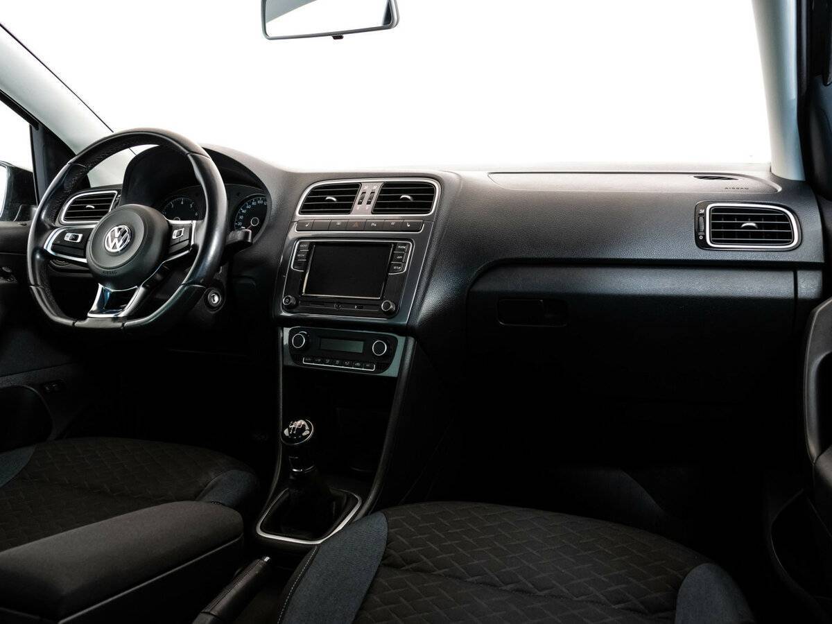 Volkswagen Polo б/у, 2019, Механическая. Фото: #8