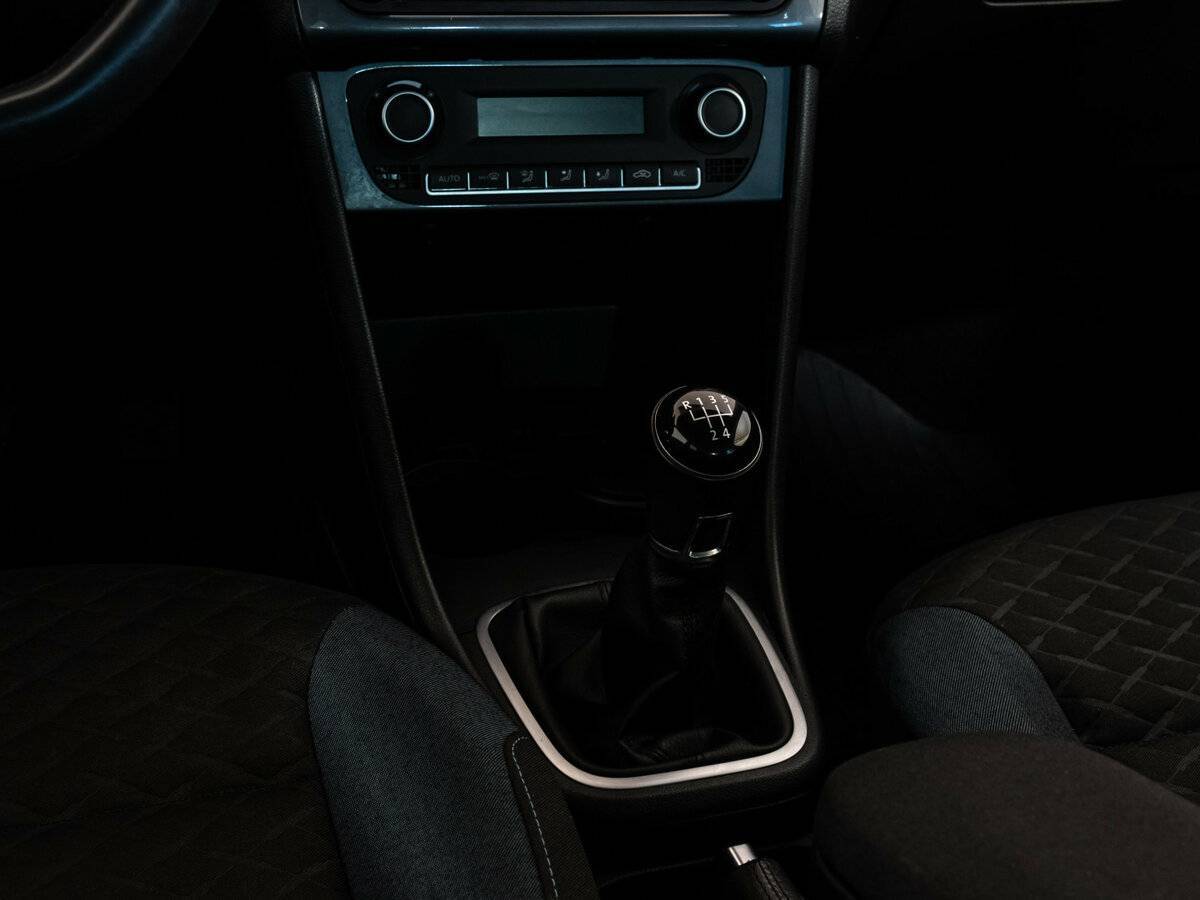 Volkswagen Polo б/у, 2019, Механическая. Фото: #13