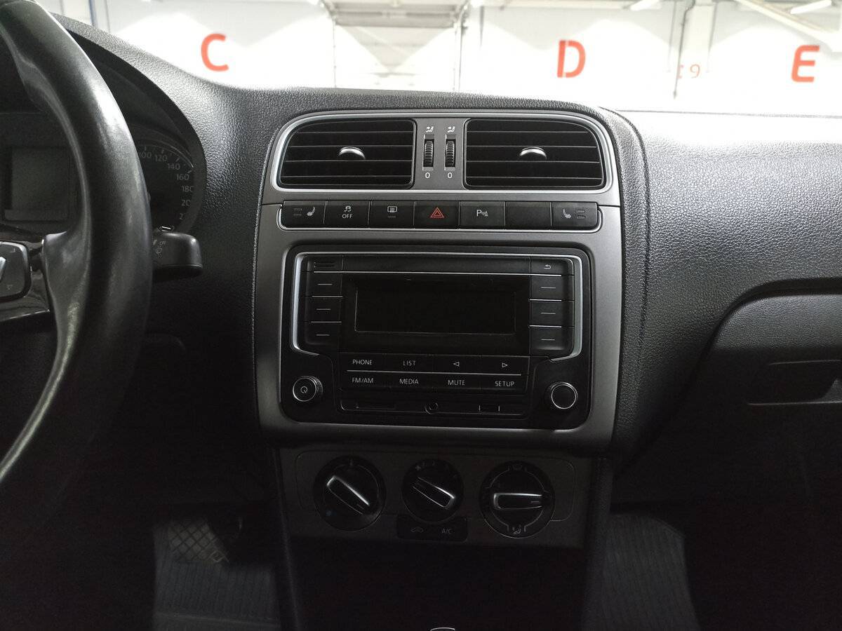 Volkswagen Polo б/у, 2018, Автоматическая. Фото: #14