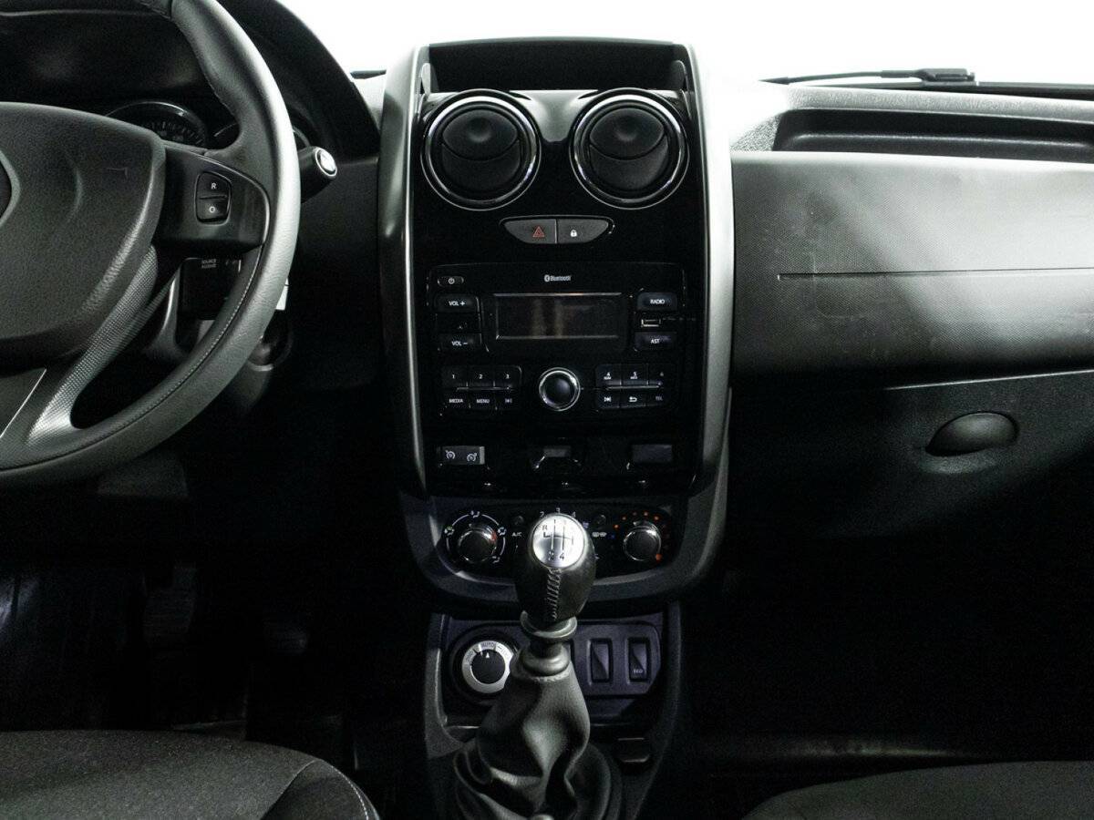 Renault Duster б/у, 2018, Механическая. Фото: #13