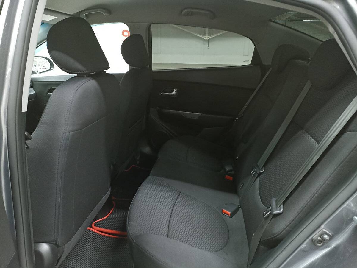 Kia Rio б/у, 2016, Автоматическая. Фото: #11