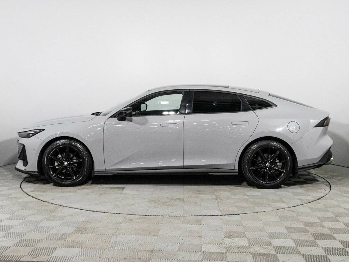 Changan UNI-V б/у, 2023, Роботизированная. Фото: #7