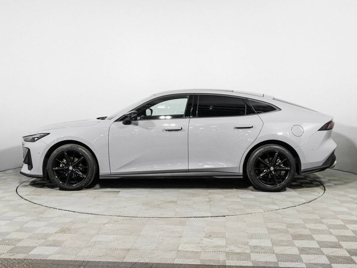 Changan UNI-V б/у, 2023, Роботизированная. Фото: #7