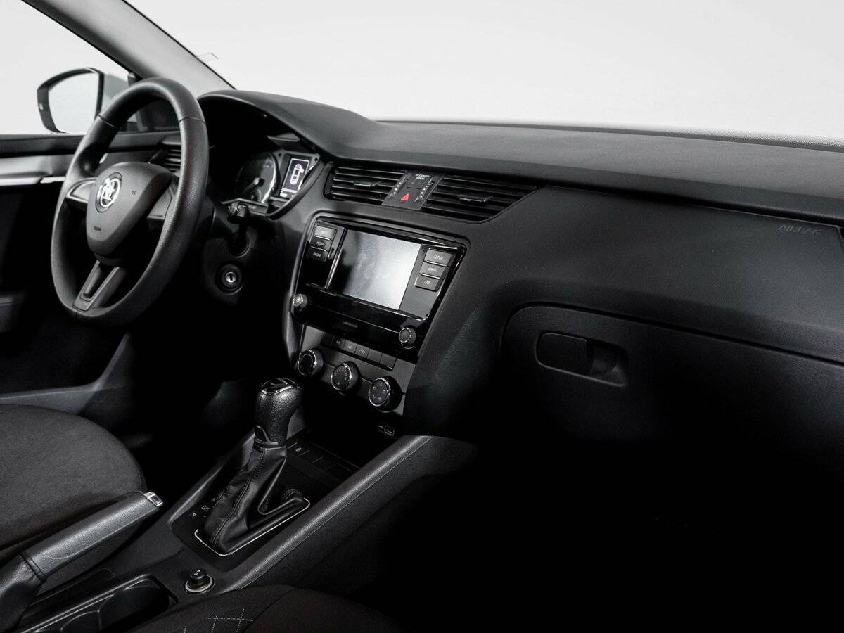 Skoda Octavia б/у, 2019, Автоматическая. Фото: #8
