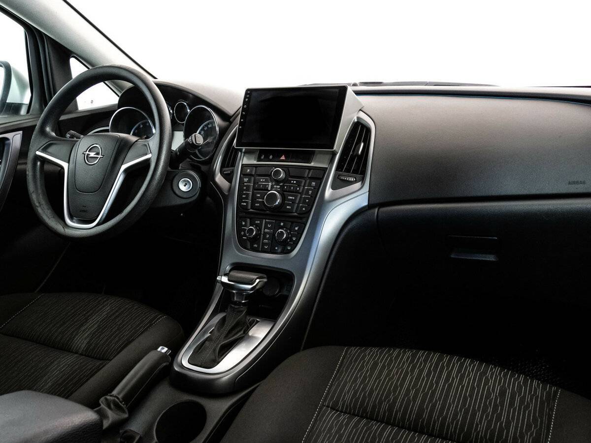 Опель Астра б/у, 2013, Автоматическая. Фото: #8