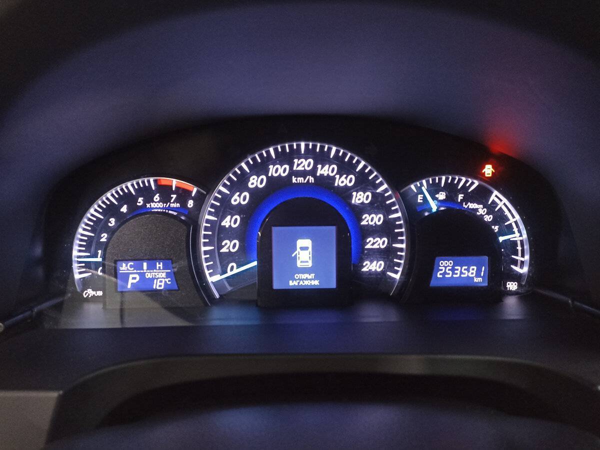 Toyota Camry б/у, 2014, Автоматическая. Фото: #12