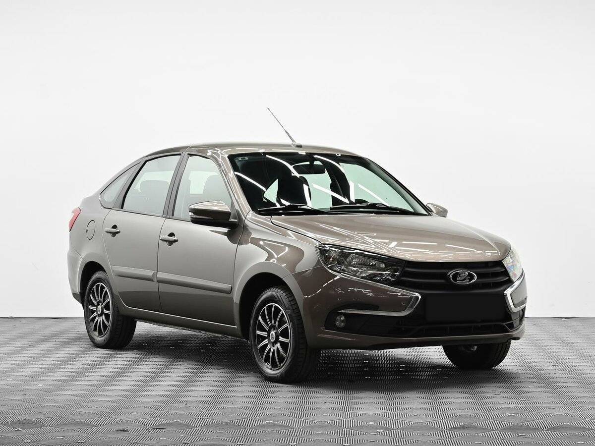Lada (ВАЗ) Granta б/у, 2019, Механическая. Фото: #1