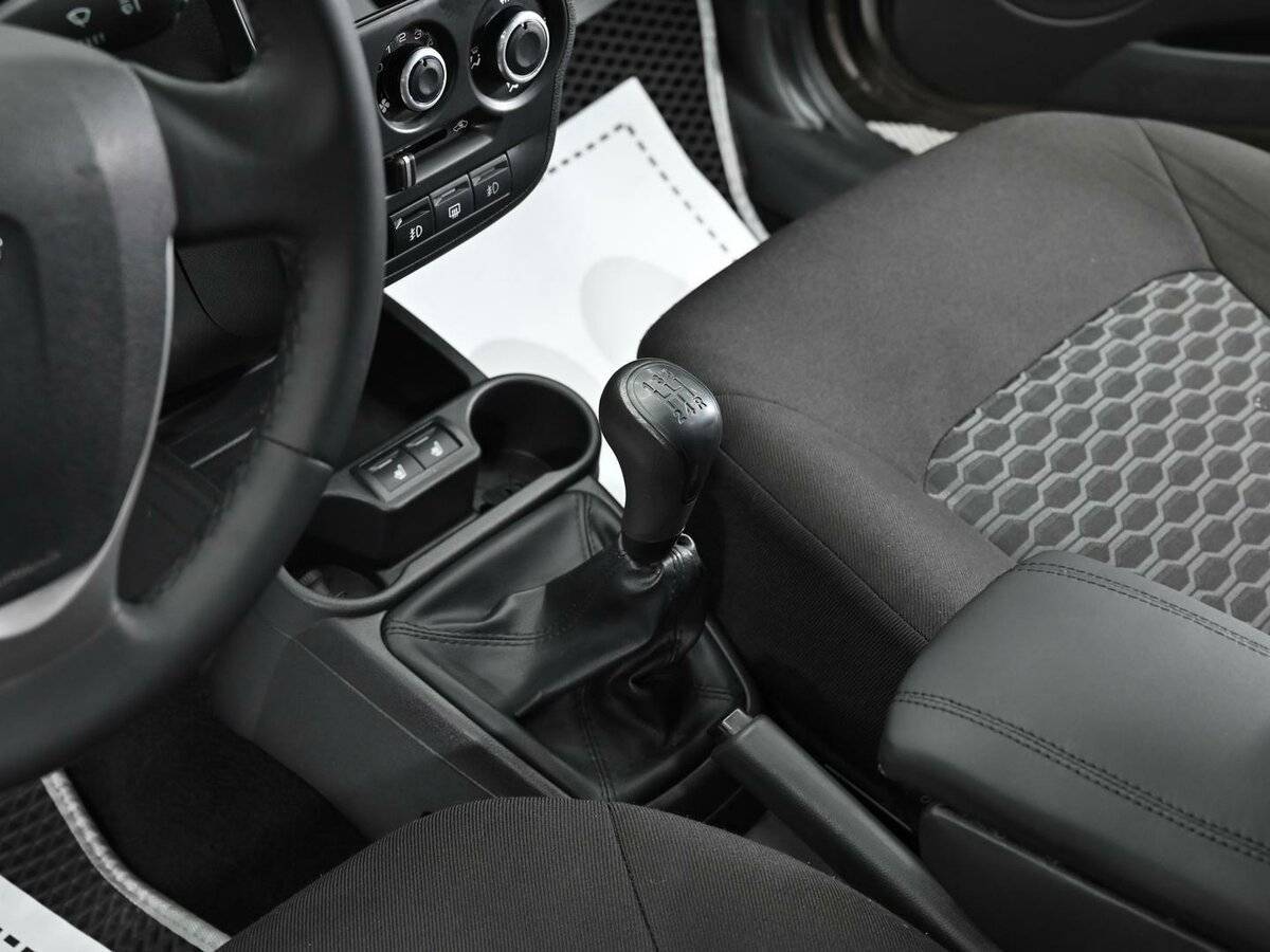 Lada (ВАЗ) Granta б/у, 2019, Механическая. Фото: #9