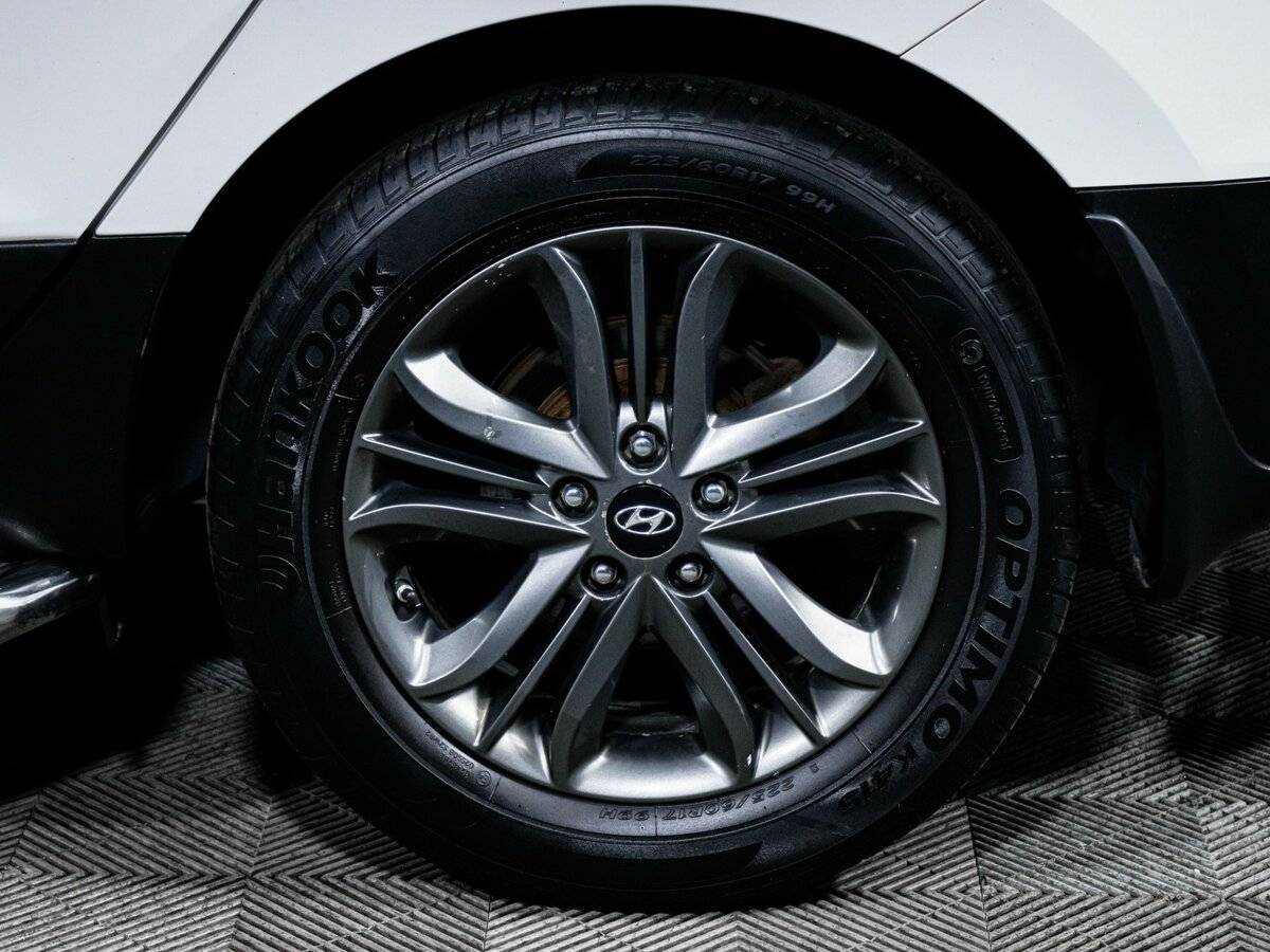 Hyundai ix35 б/у, 2014, Автоматическая. Фото: #14