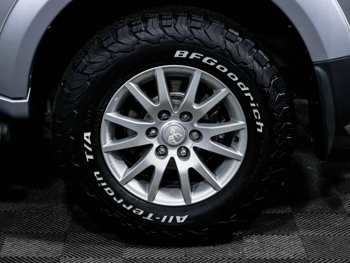 Mitsubishi Pajero Sport б/у, 2013, Автоматическая. Фото: #14