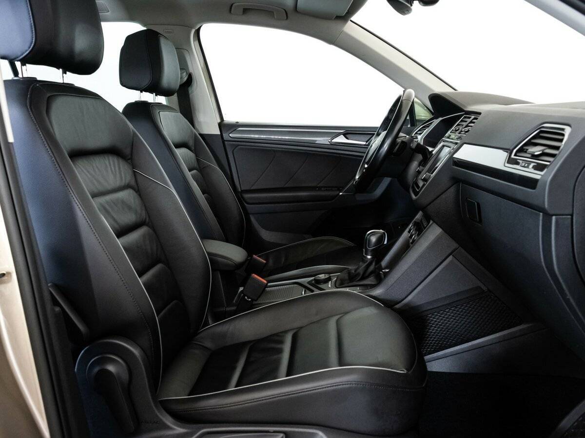 Volkswagen Tiguan б/у, 2017, Роботизированная. Фото: #16