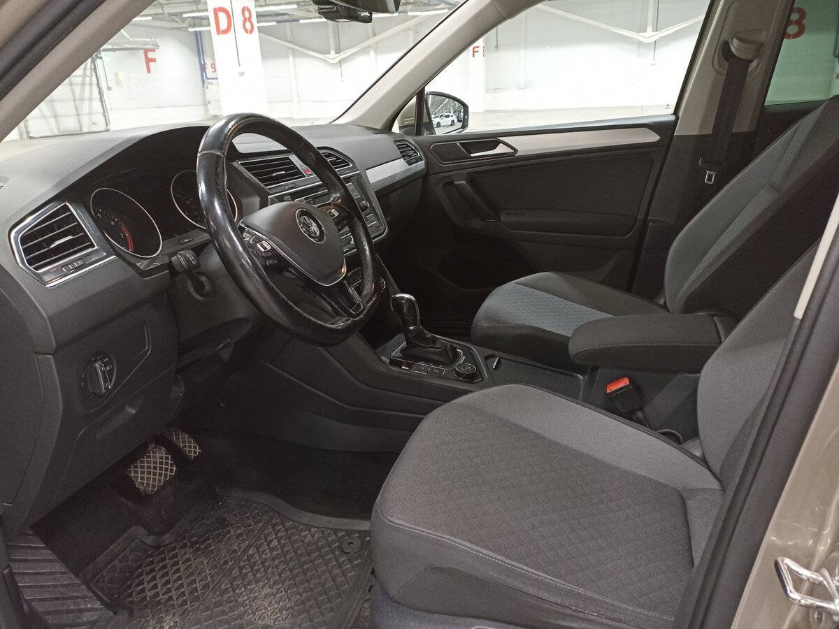 Volkswagen Tiguan б/у, 2017, Роботизированная. Фото: #15