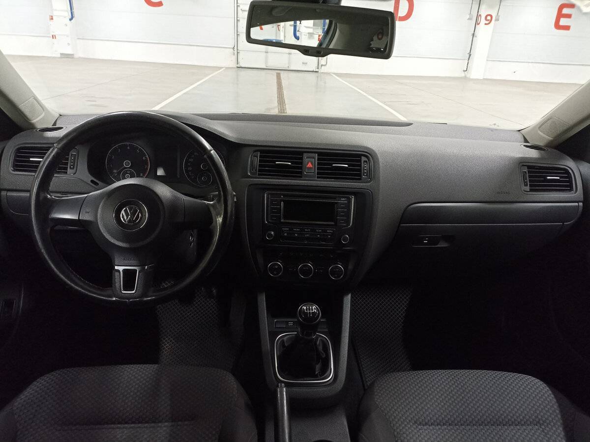 Volkswagen Jetta б/у, 2014, Механическая. Фото: #13