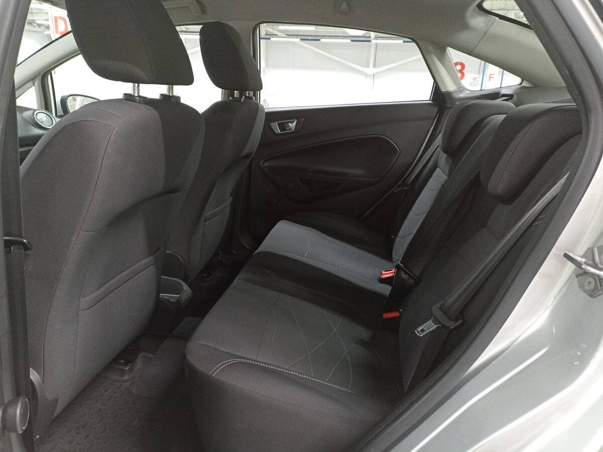 Ford Fiesta б/у, 2015, Роботизированная. Фото: #10