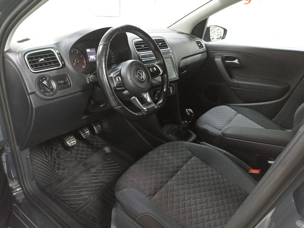 Volkswagen Polo б/у, 2018, Механическая. Фото: #15