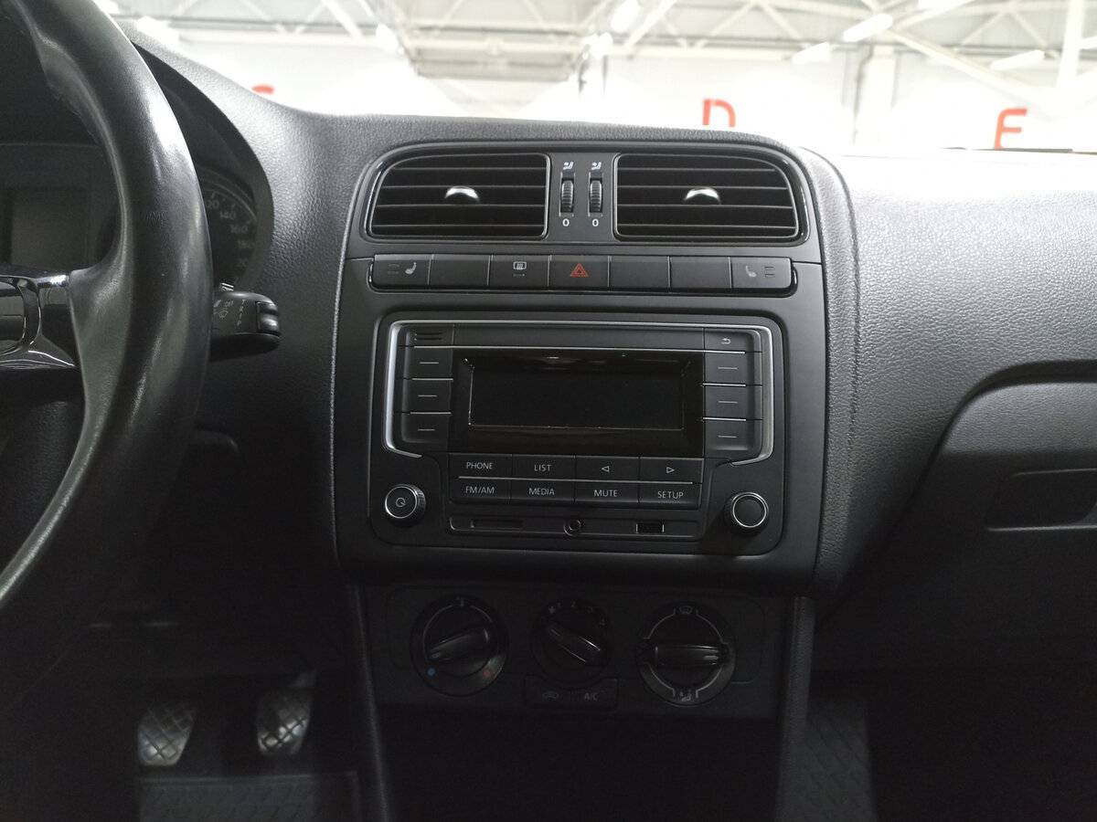 Volkswagen Polo б/у, 2018, Механическая. Фото: #14