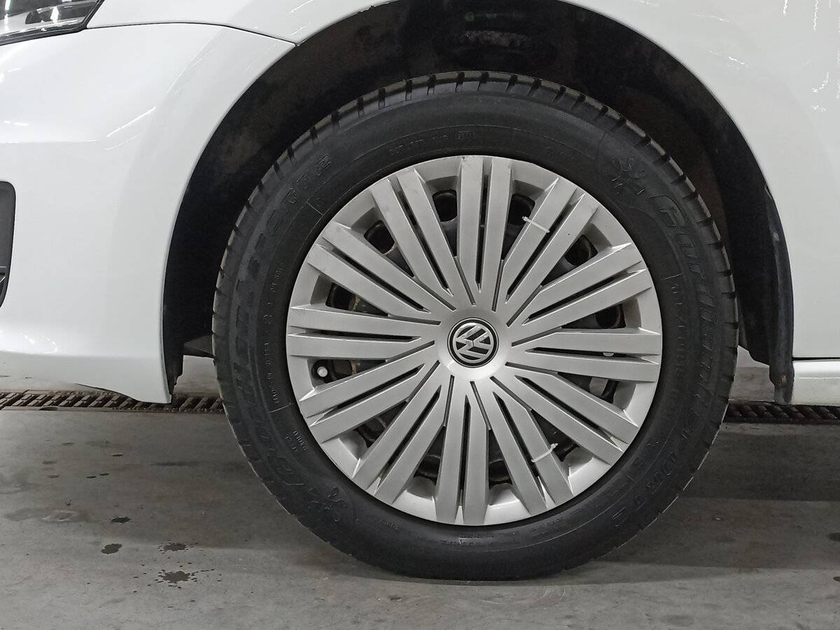 Volkswagen Polo б/у, 2018, Механическая. Фото: #17