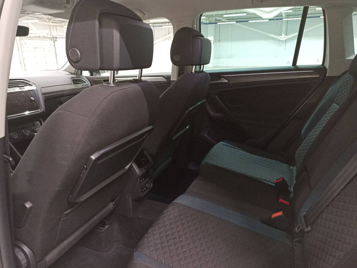 Volkswagen Tiguan б/у, 2020, Роботизированная. Фото: #11