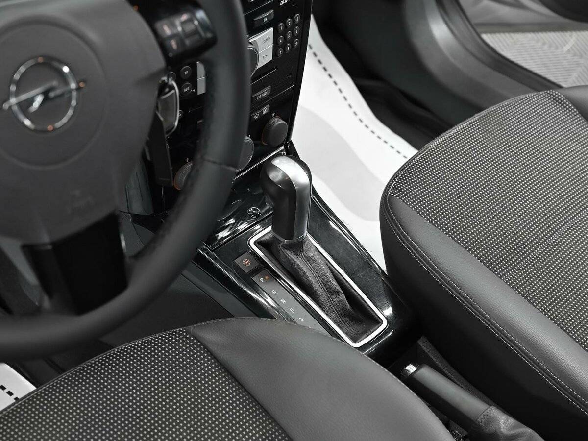 Опель Астра б/у, 2012, Автоматическая. Фото: #9