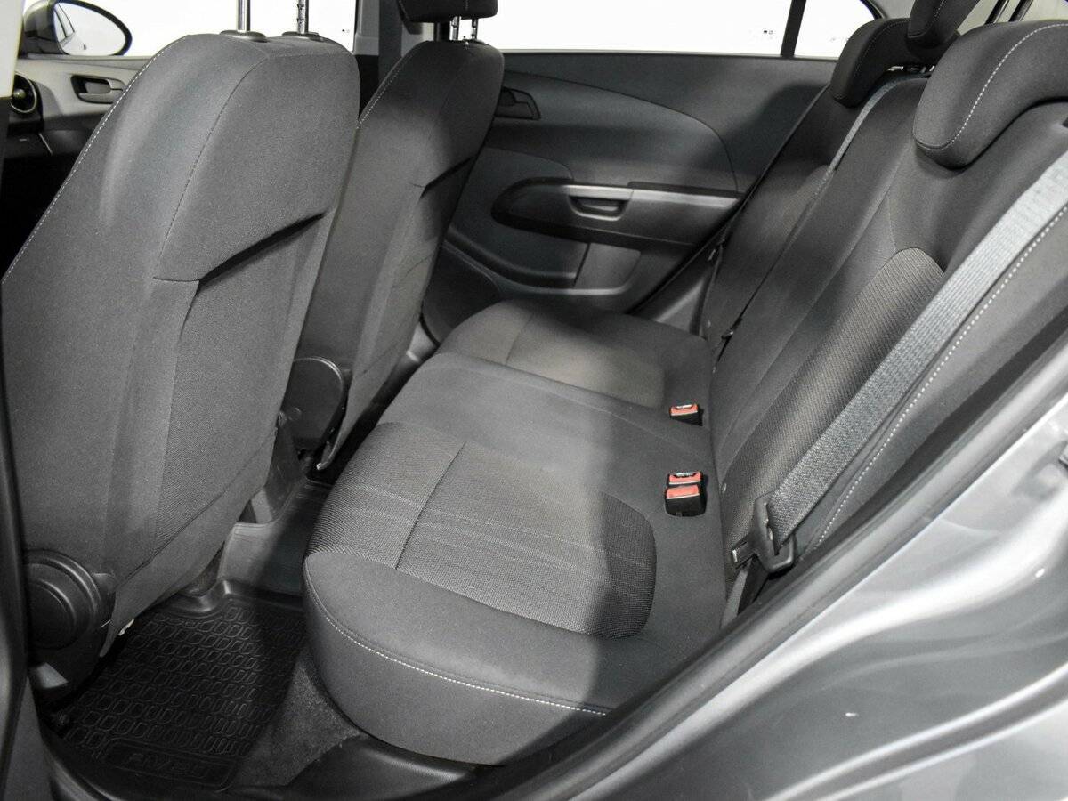 Chevrolet Aveo б/у, 2012, Механическая. Фото: #10