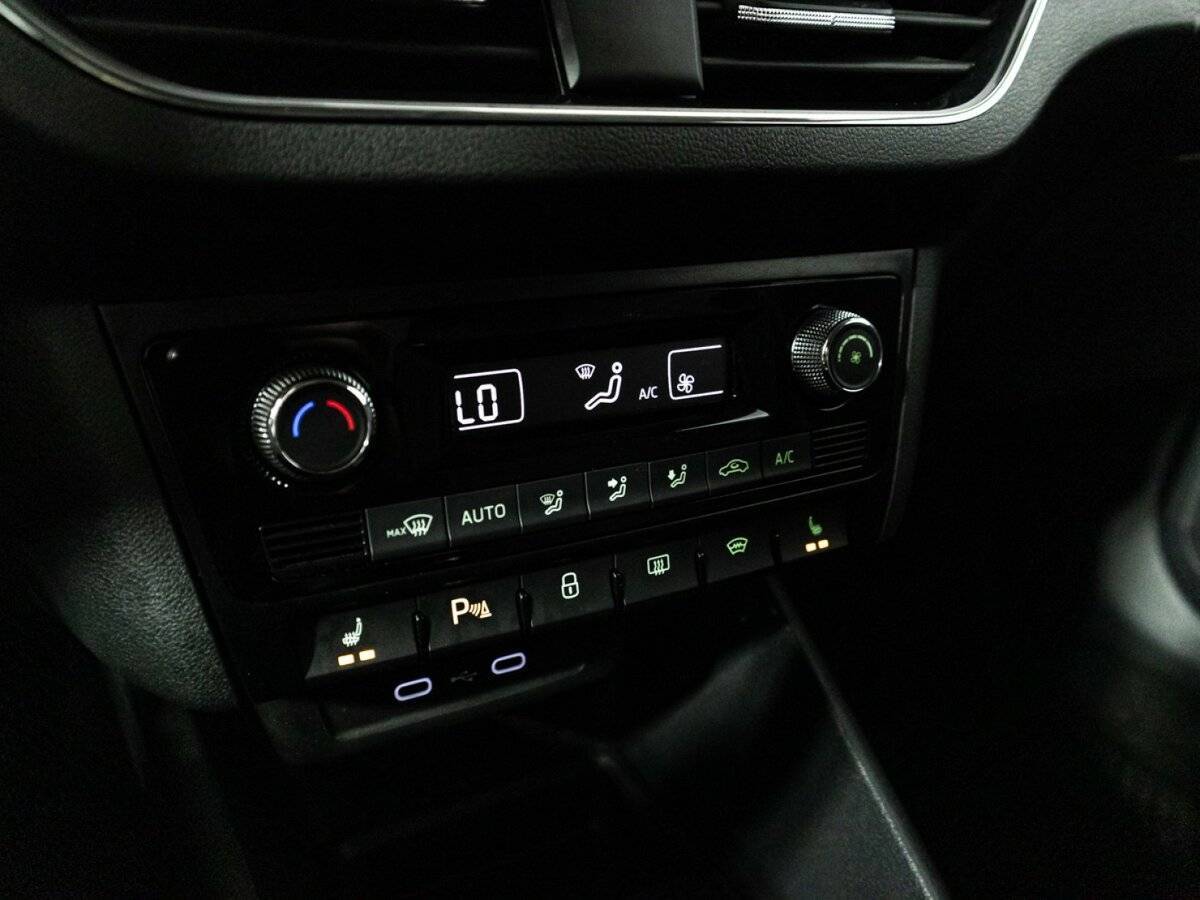 Шкода Рапид б/у, 2022, Автоматическая. Фото: #16