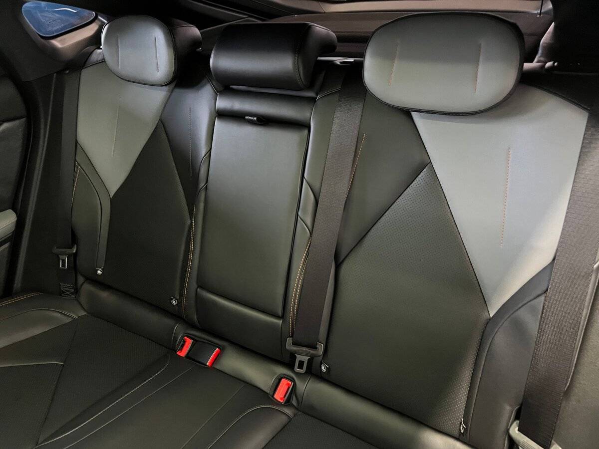 Changan UNI-V б/у, 2023, Роботизированная. Фото: #8