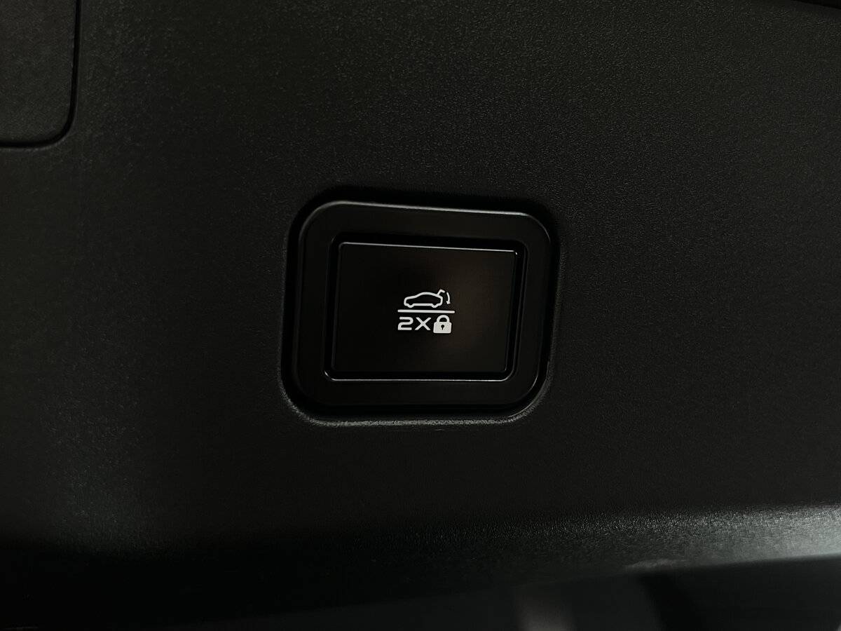 Changan UNI-V б/у, 2023, Роботизированная. Фото: #23